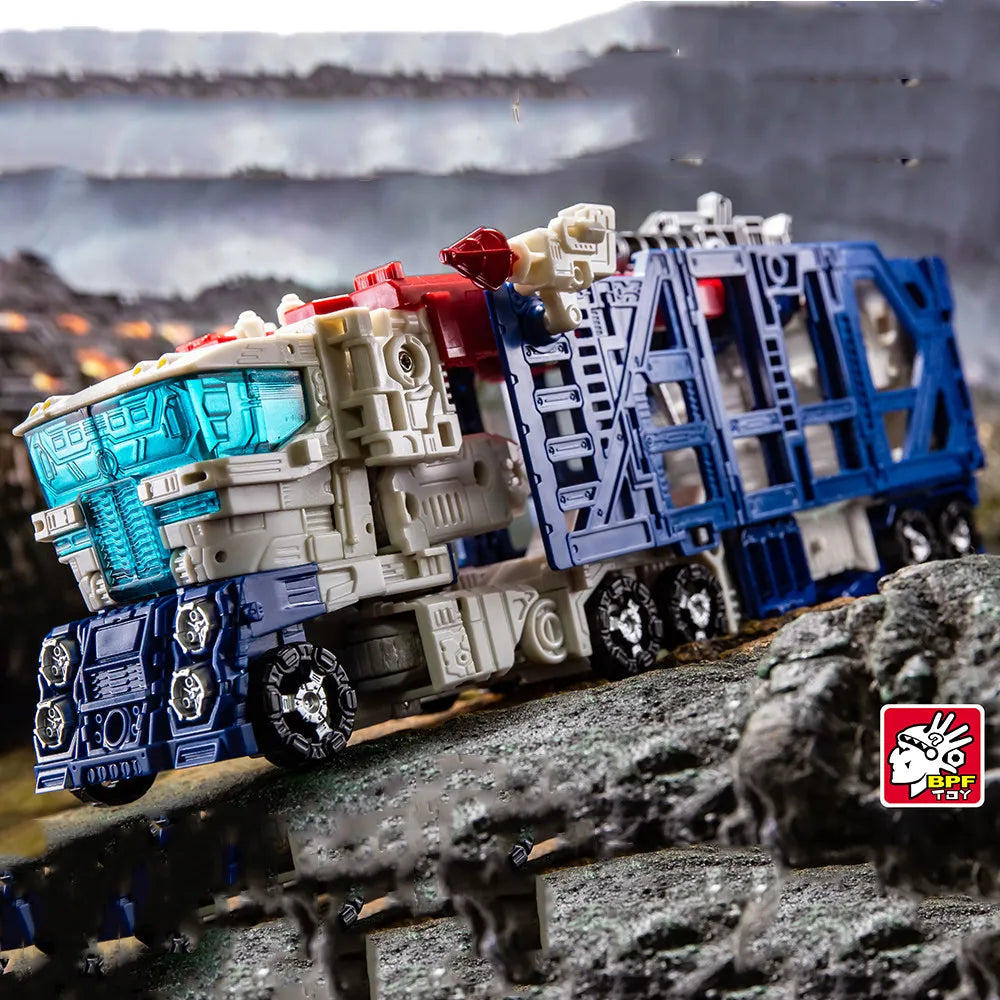 Statuetta Transformers Ultra Magnus 24cm — Autobot Siege snodato