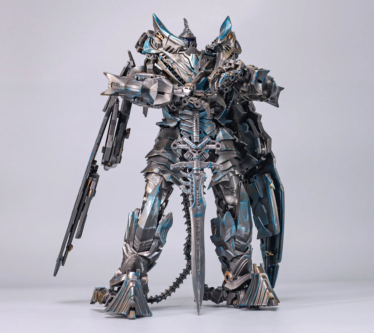 Figurina Transformers Swoop Wing Dragon — Pterodattilo in Acciaio con Frusta Articolata