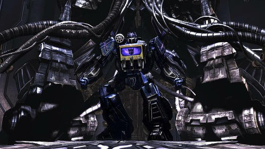 Papier peint Soundwave, robot bleu de Transformers debout en posture puissante, décor mécanique sombre – Transformers.