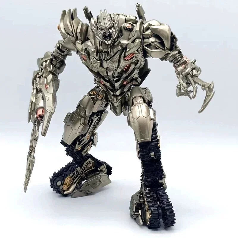 Figurine Transformers Megatron 20cm — Tank G1 Collector