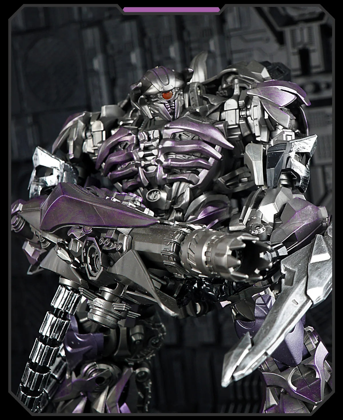 Figurina Transformers Shockwave Shockblast — Robot in stile cinematografico con occhio LED rosso