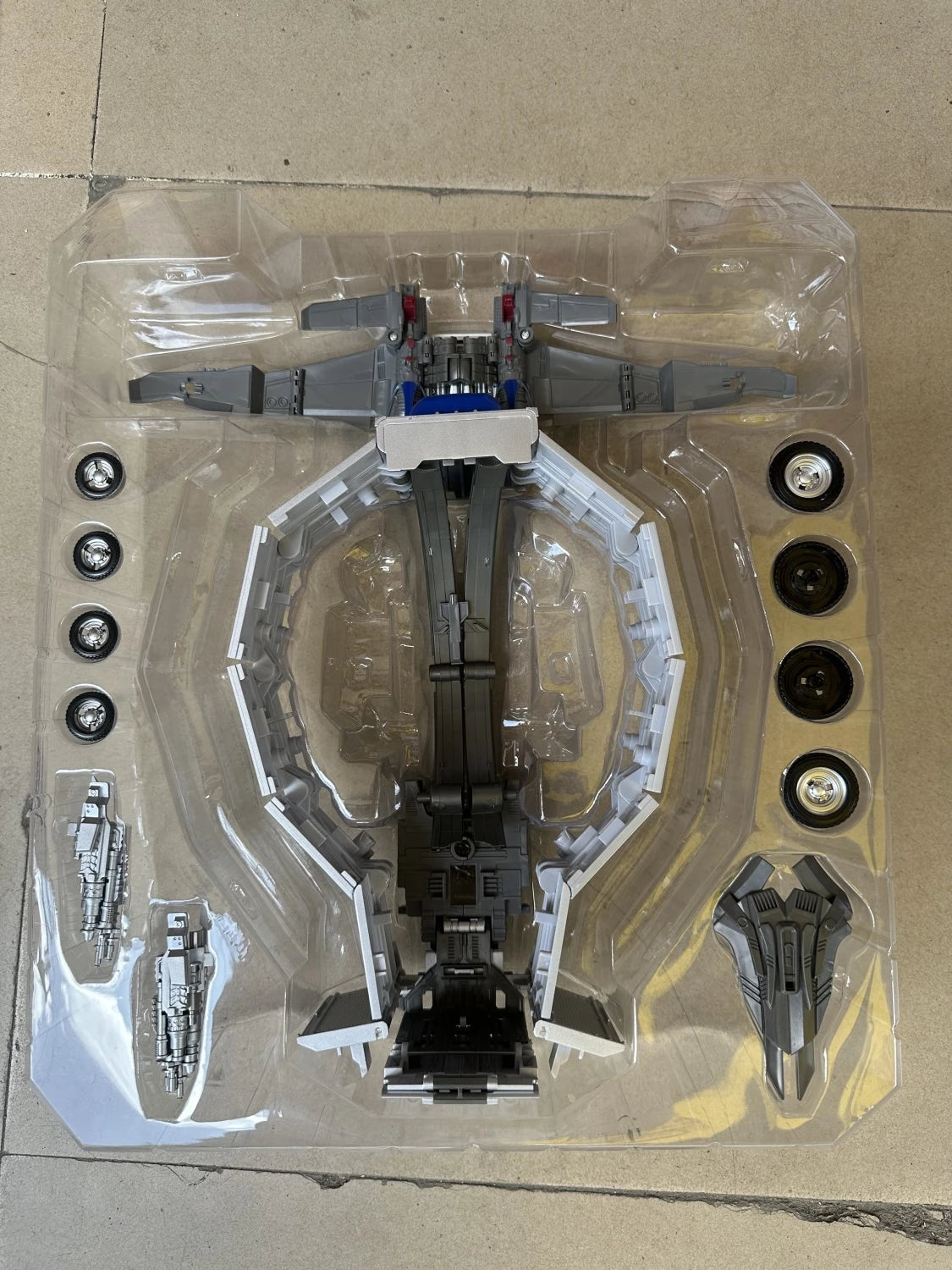 Accessorio Transformers rimorchio CY01 — Struttura argentata compatibile con TW1022