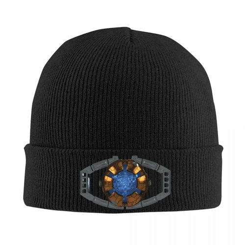 Bonnet noir avec emblème circulaire bleu et doré stylisé sur le revers – Transformers.