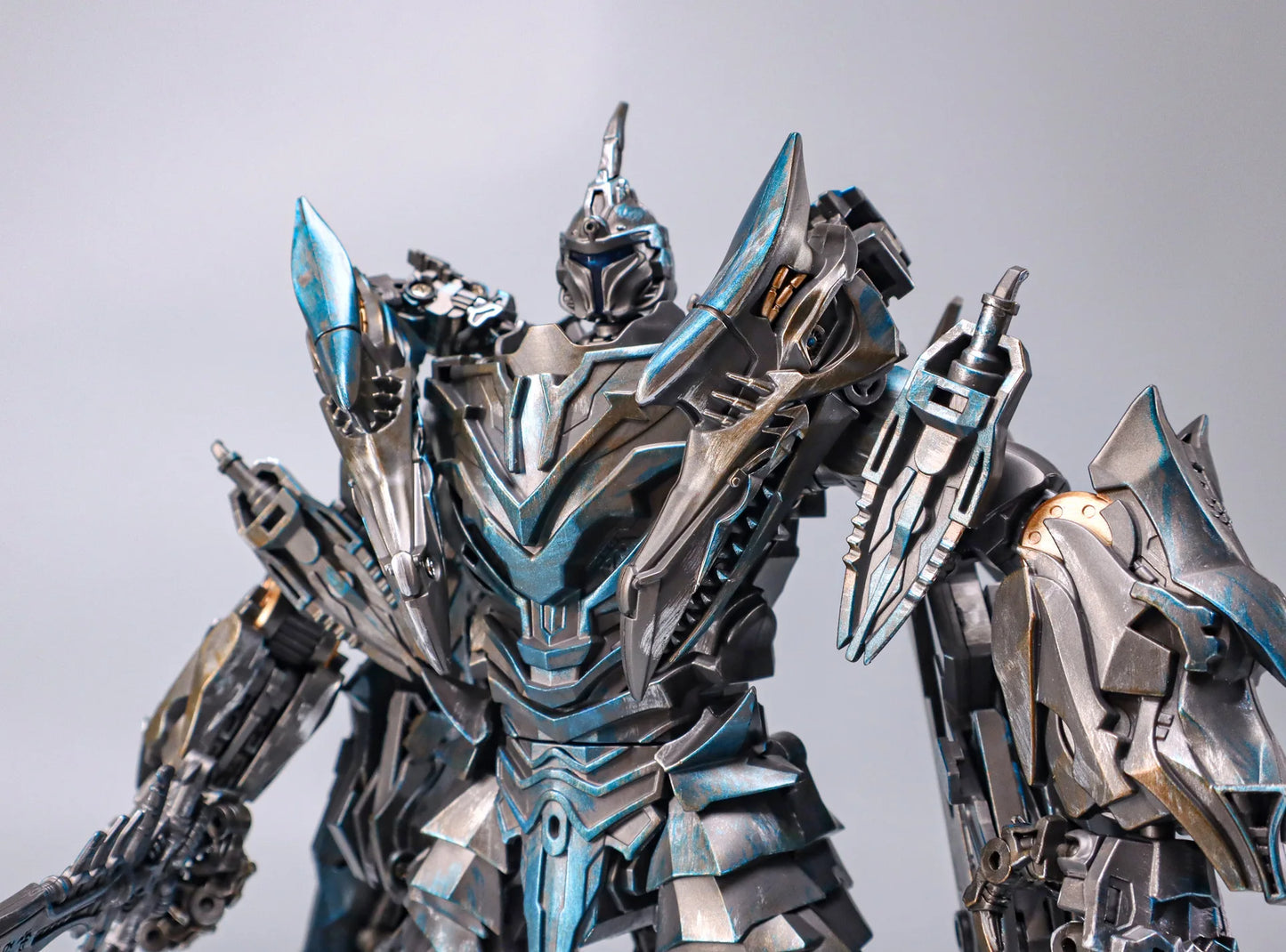 Figurina Transformers Swoop Wing Dragon — Pterodattilo in Acciaio con Frusta Articolata