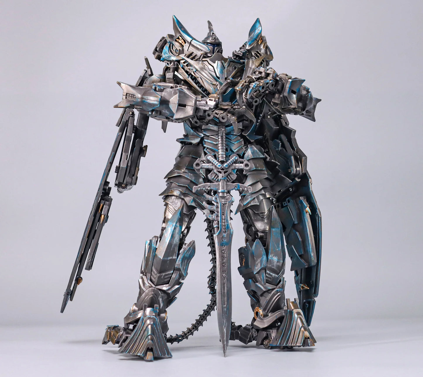 Figurina Transformers Swoop Wing Dragon — Pterodattilo in Acciaio con Frusta Articolata